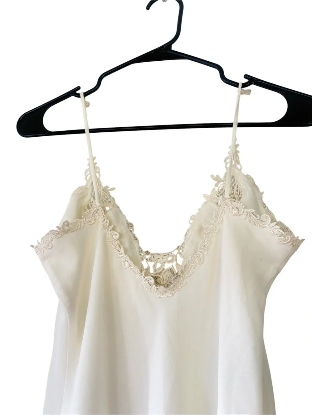 lingerie cacique Lace-Trim Ivory Slip Dress